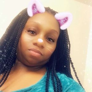 Meet your Posher, Joi